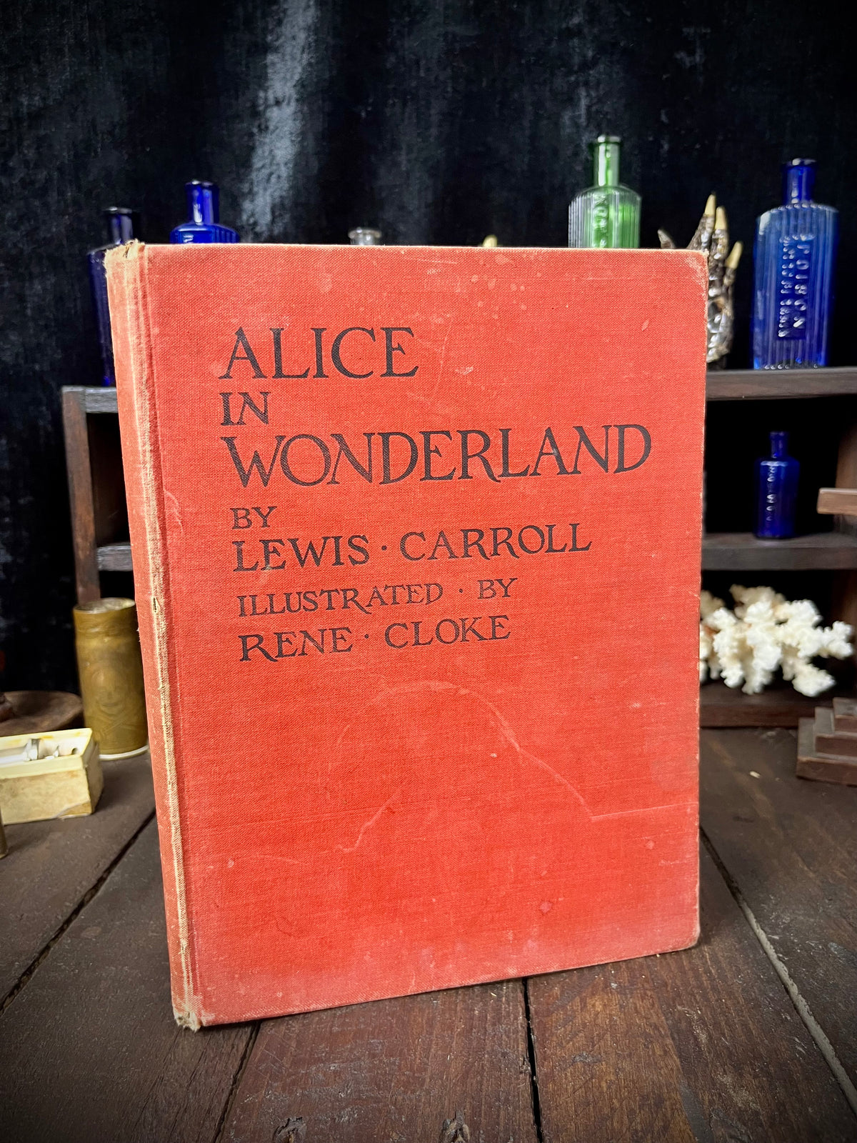 Alice in Wonderland – Early Wartime Illustrated Edition by Lewis Carroll (René Cloke, c.1944)