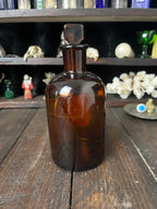 Antique Amber Apothecary Bottle – Handwritten “MIST MORB” Pharmaceutical Label